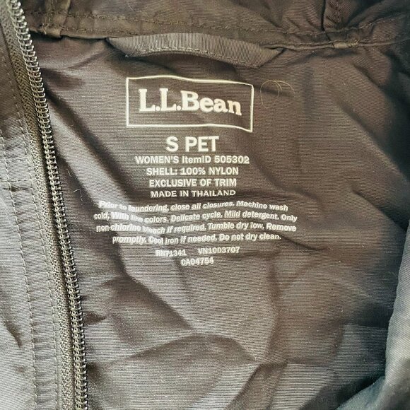 L.L. Bean Mountain Classic Anorak - Picture 3 of 4